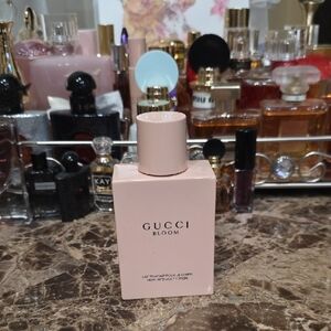 Gucci Bloom Women's Body Lotion Bottle - Light Pink